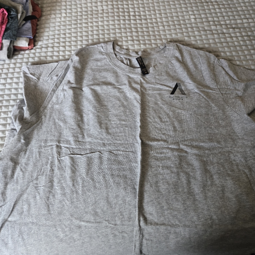 Athleta Heather Gray Crew Neck Tee